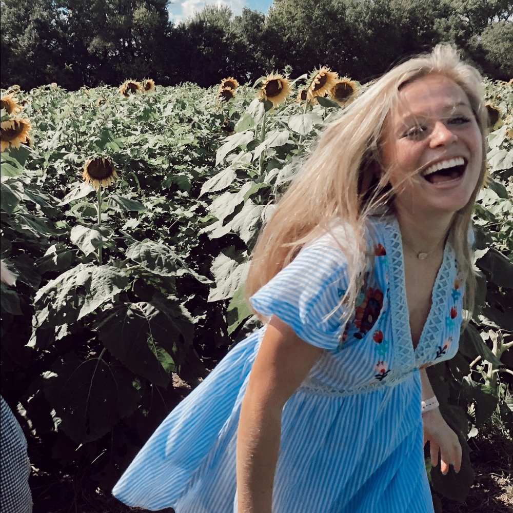 Meet your Posher, Marissa